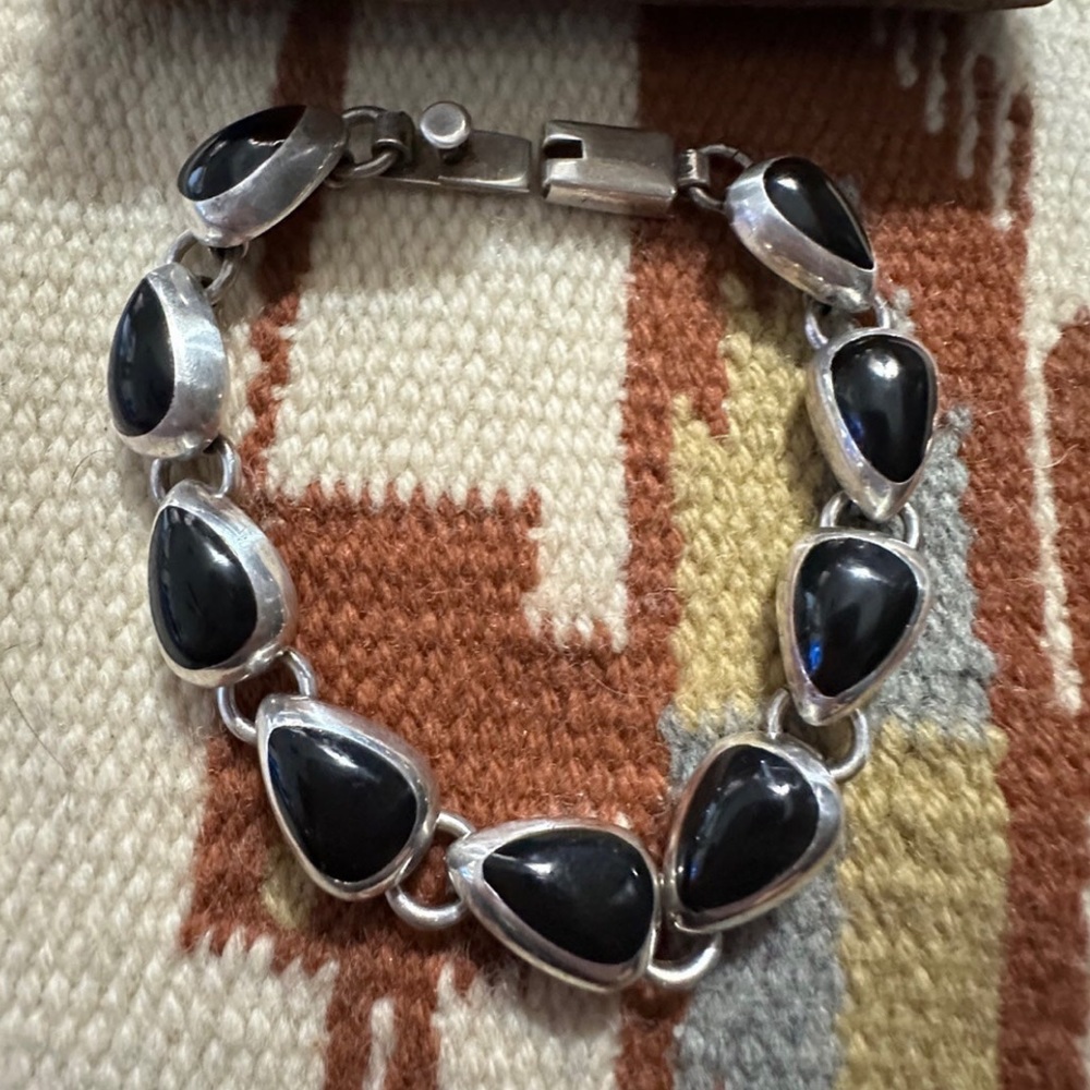 TAXCO Sterling Silver Black Onyx Cabochon Slide Lock Clasp Bracelet